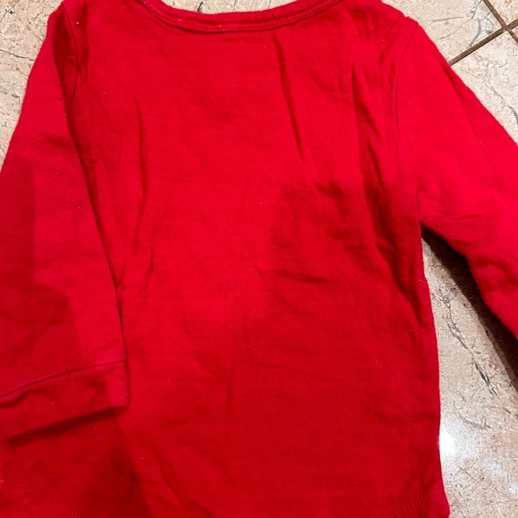 🎅5/$20 Shine bright northern lights red shirt - Picture 4 of 5
